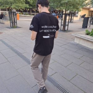 Camiseta "Silent Progress": imagen 1